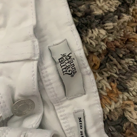 White mid rise jeans - Picture 3 of 4